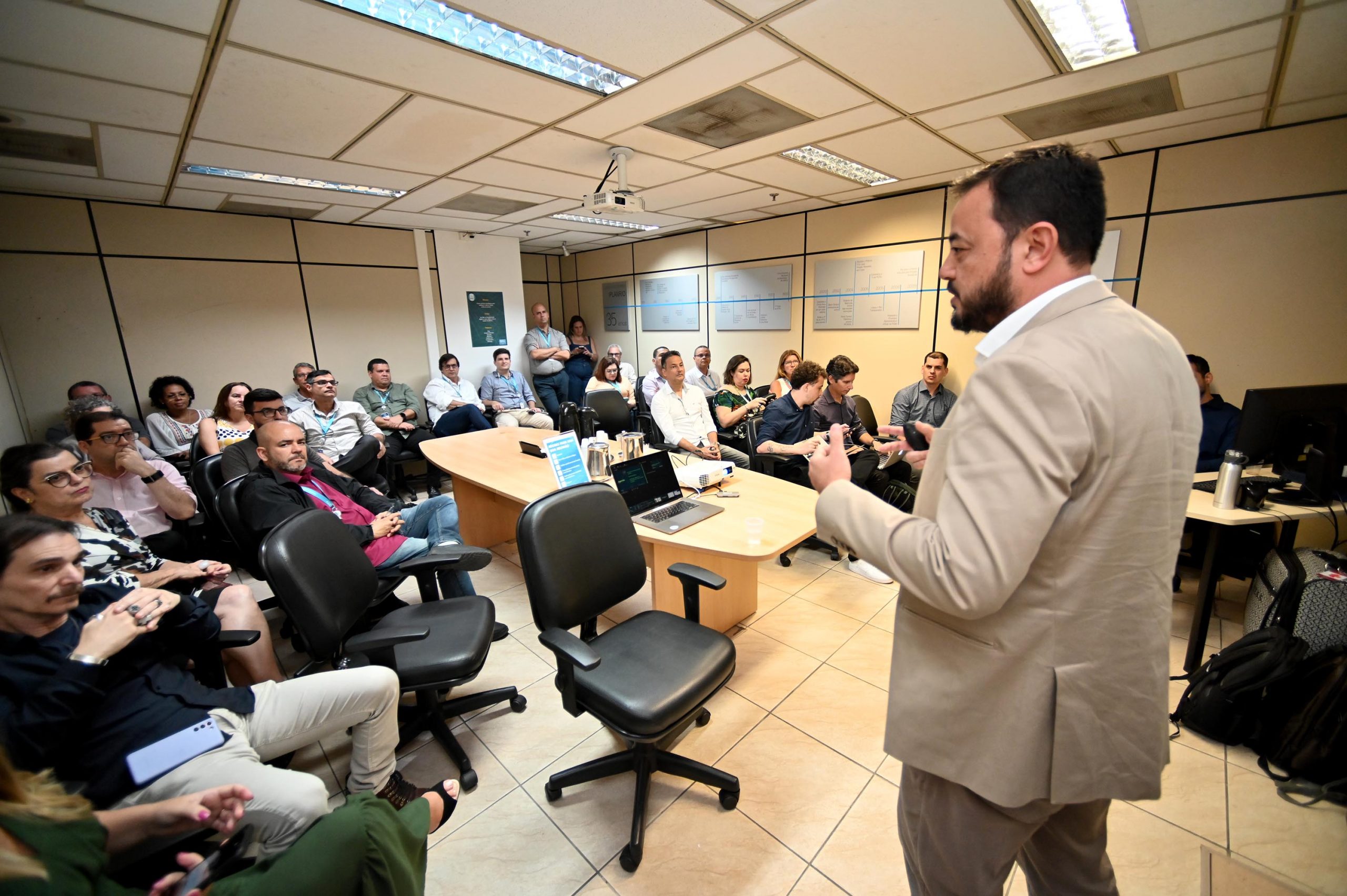 Tech Day na IplanRio, empresa de informática da Prefeitura