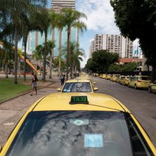 Taxistas poderão fazer curso de capacitação - Leandro Correia / Divulgação