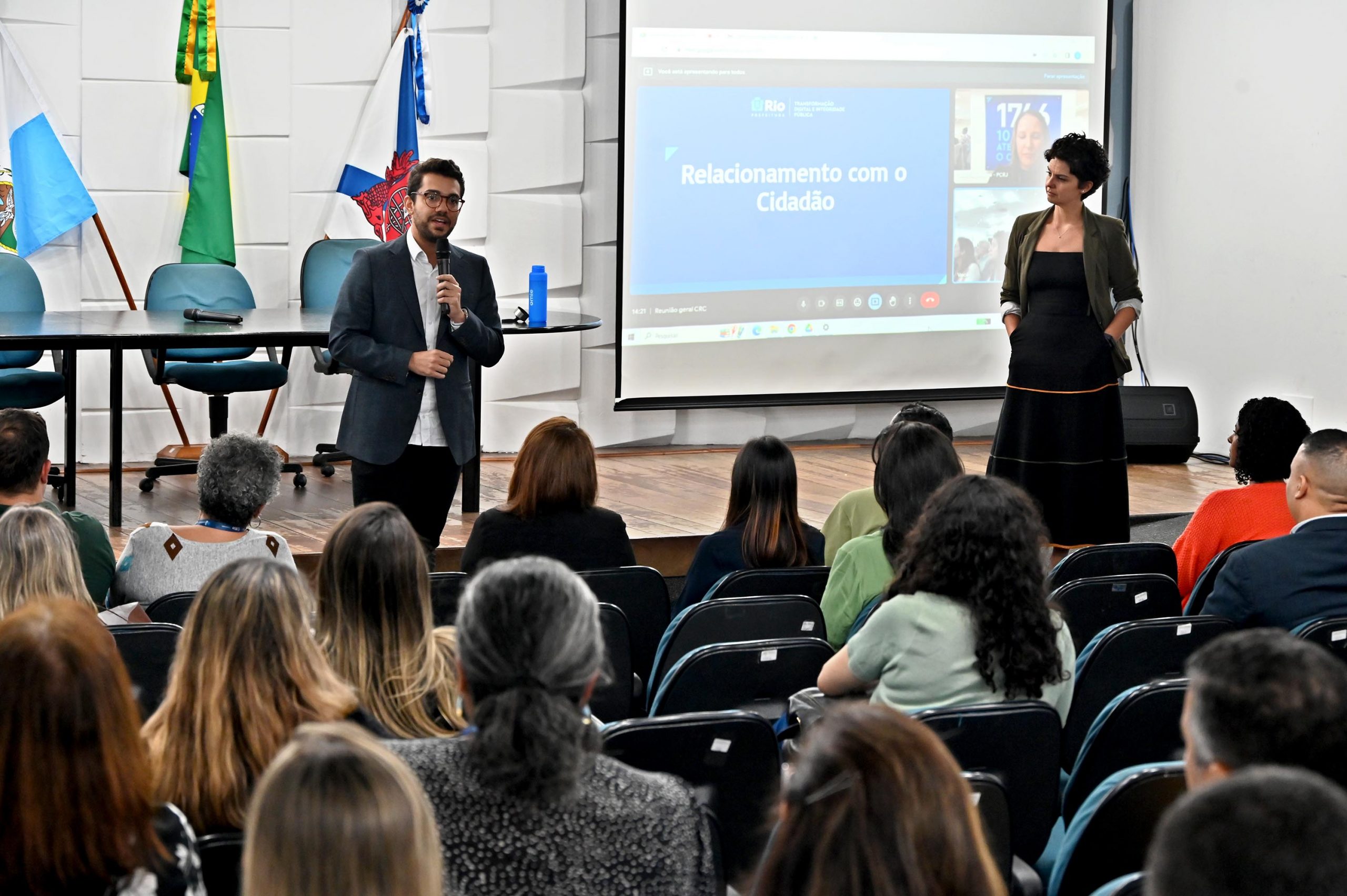 Reunião com ouvidores e 1746 na Prefeitura do Rio